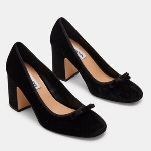 Steve Madden Black Velvet Bow Heels